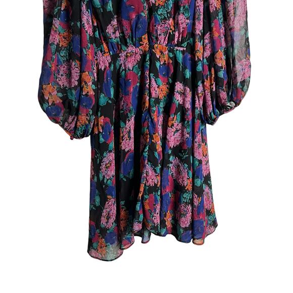 La Maison Talulah Sweet Talk Floral Print Pleated V-Neck Chiffon Mini Dress L - Picture 12 of 16